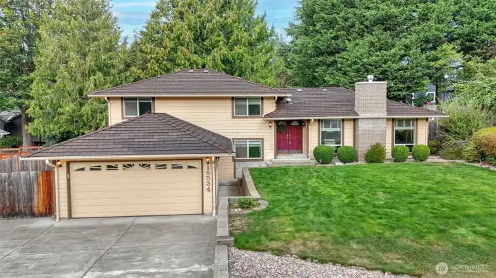 Enjoy this cozy well-maintained home in the desirable Fairwood Greens. The spacious & light-filled layout offers both comfort & functionality, featuring an inviting living rm & open dining spaces perfect for everyday living or entertaining. A well-appointed kitchen w/ample cabinetry & counter space makes cooking & gathering a joy. Upstairs, generous bedrooms provide plenty of space to retreat & relax, including a primary suite w/its own private bath. Step outside to a fully fenced backyard ideal for summer barbecues, play, or gardening. Lower-level boasts spacious living rm, expansive sunroom & guest bed. Conveniently located within minutes of schools, parks, trails, Renton Landing, and major freeways for easy commuter access.
