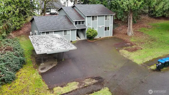 Additional 3 parking spots