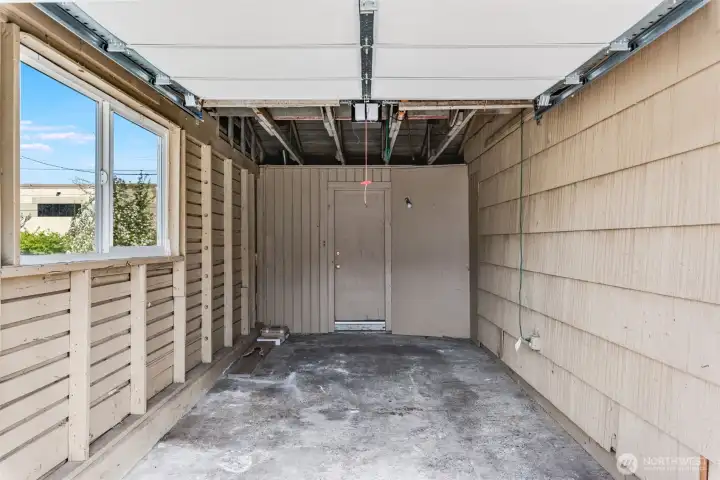 1 car garage.