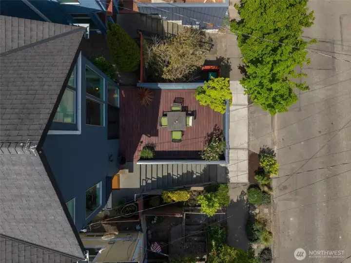 House with front deck