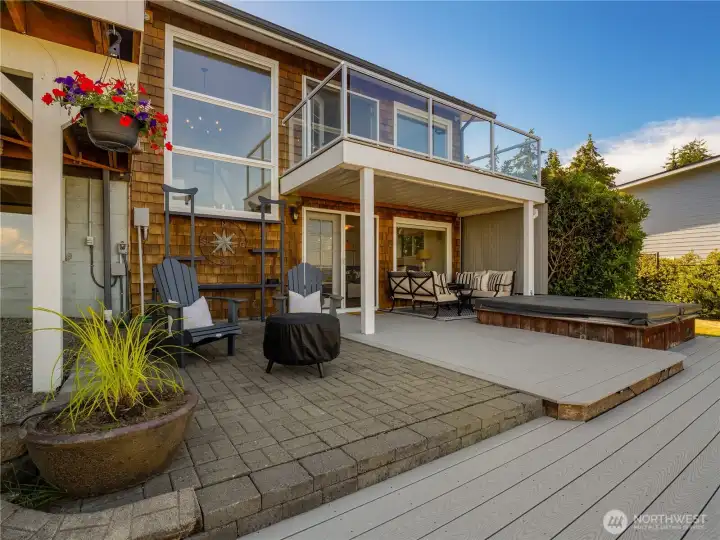 If you would like, you can take a soak in the hot tub. The deck is Trex and is low maintenance.