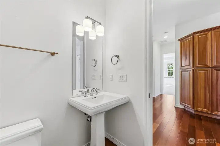 Powder room for day guests.