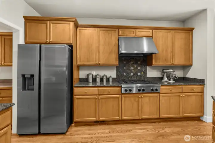 Butlers pantry between dining room and kitchen - to left in photo