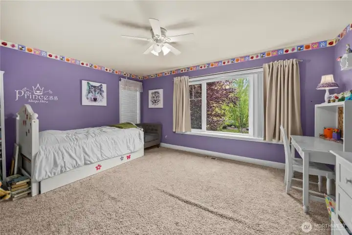 Generous sized bedroom