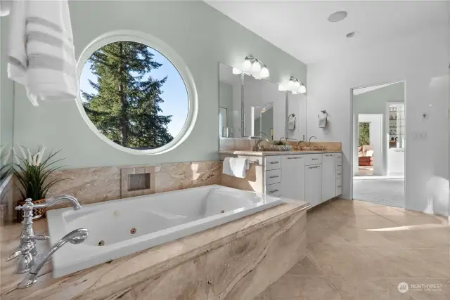 Primary bath with soaking tub