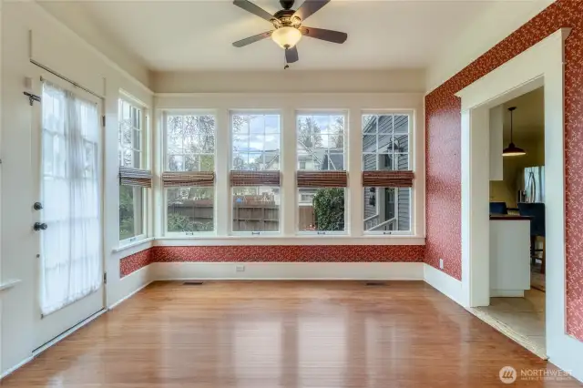 Sun Room/Breakfast Nook