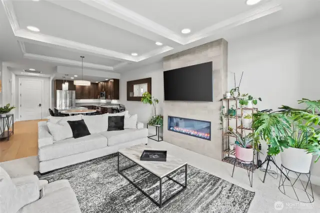 1344 sf of gorgeous living
