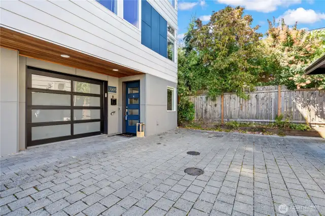 Rare 1 Car garage plus 1 guest parking space