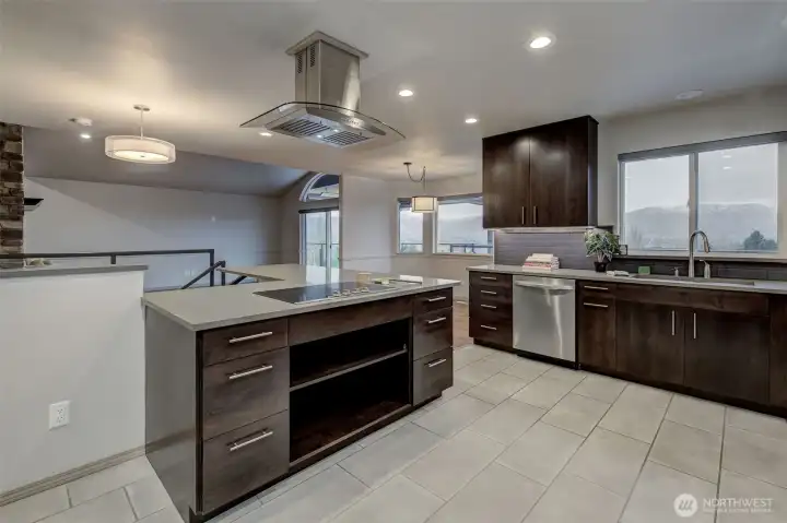 Looking back toward dining and living