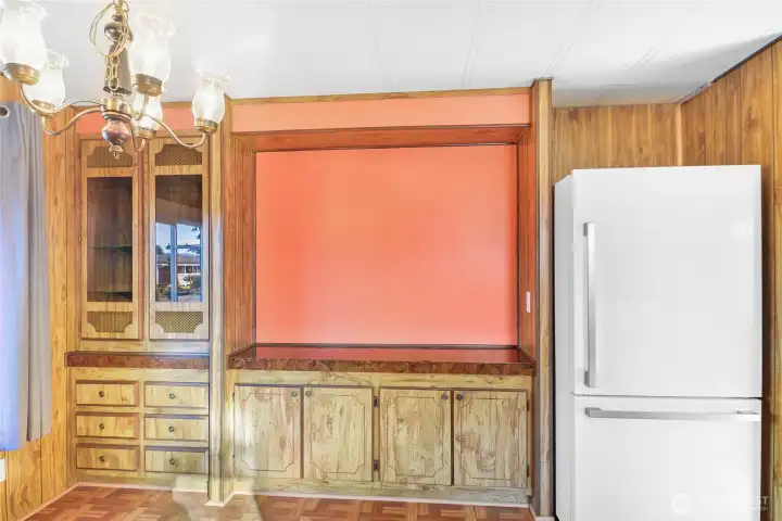 Kitchen Storage, newer Refrigerator