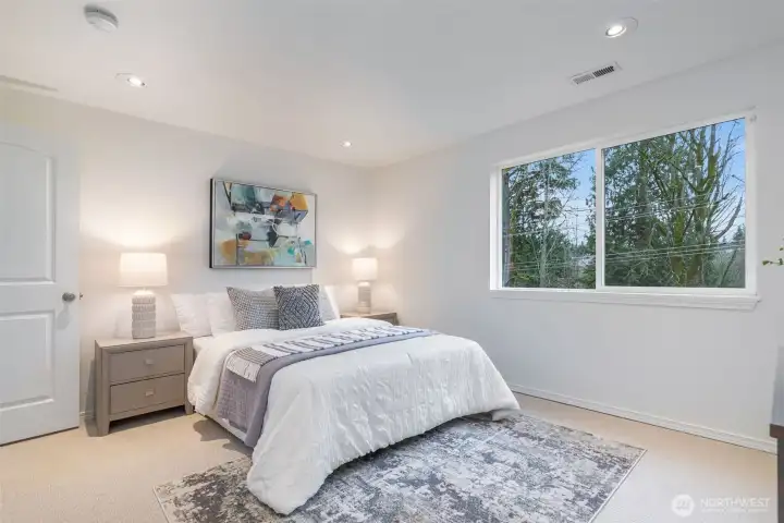 Upstairs owner's suite...