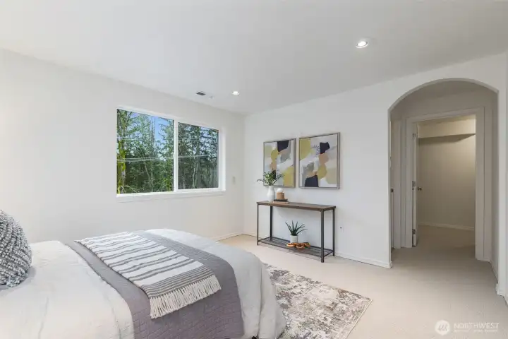 ...with plenty of room for a king size bed...