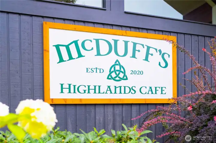 Enjoy a morning stroll to McDuff’s at the Highlands Golf Course for coffee and a pastry.