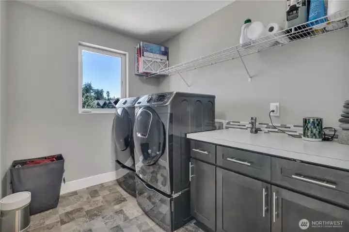 Convenient second-floor laundry Convenient second-floor laundry