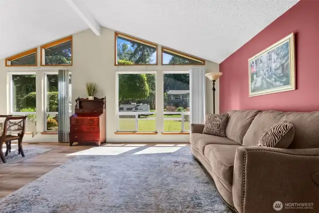 Front living room looking to front yard