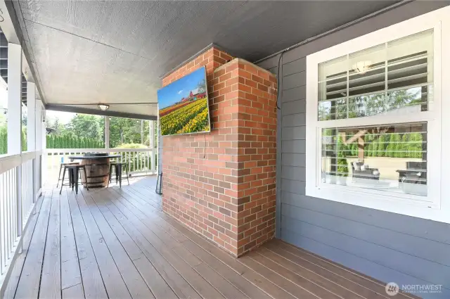 Entertain on this side of the wraparound porch~