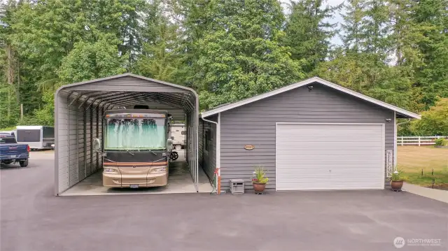 Parking for 11 + RV hookup/dump
