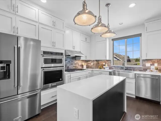 Chef's Kitchen, sure to delight!