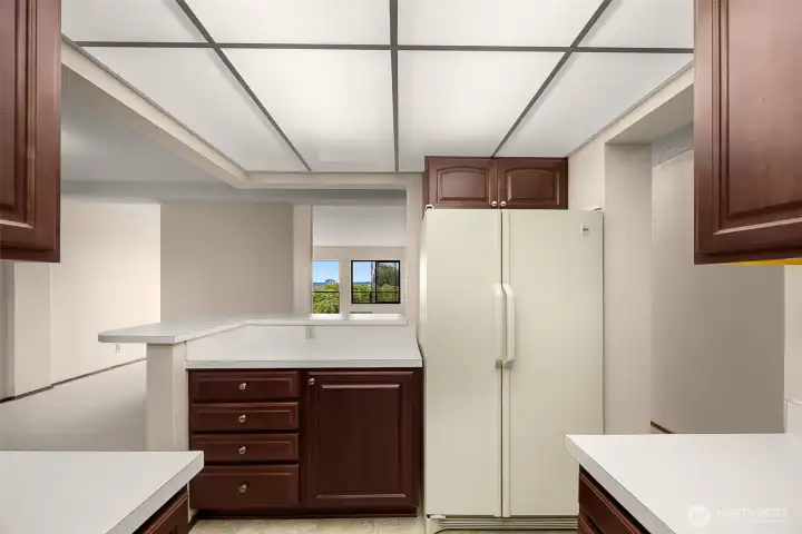 A practical kitchen that makes everyday living easy—ready to enjoy as is or refresh to suit your style.
