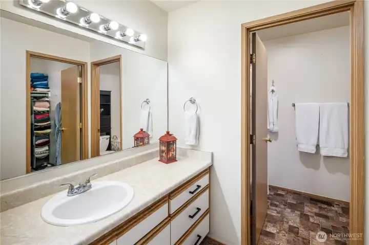 Primary ensuite and it also has a walk-in closet.