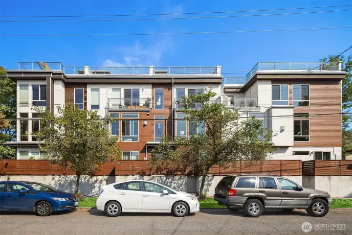 Perched in one of Seattle’s most vibrant neighborhoods, minutes to dining, culture, and the city core.