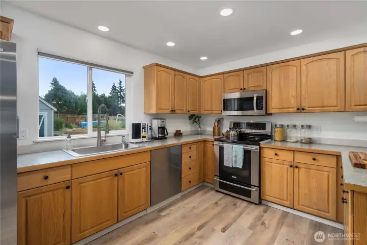 Lots of cabinets and cupboards