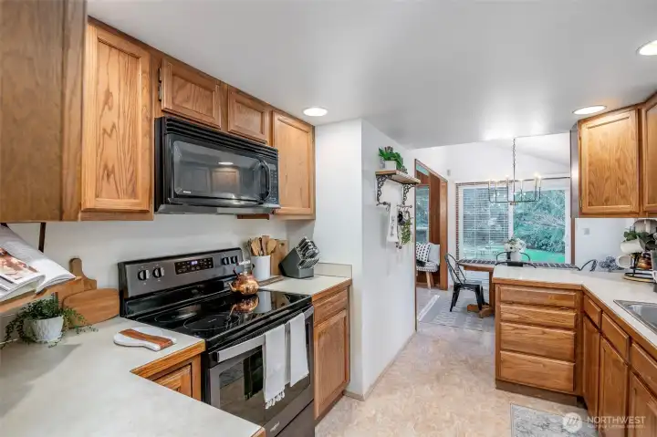 Light & bright kitchen