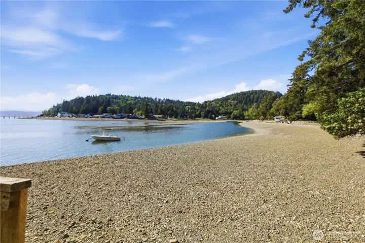 Fabulous beach for all of your SummerTime beach playing, kayaking, boating and water activities