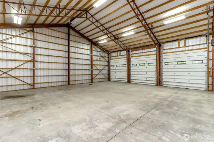 2520 sq ft shop with 220V installed