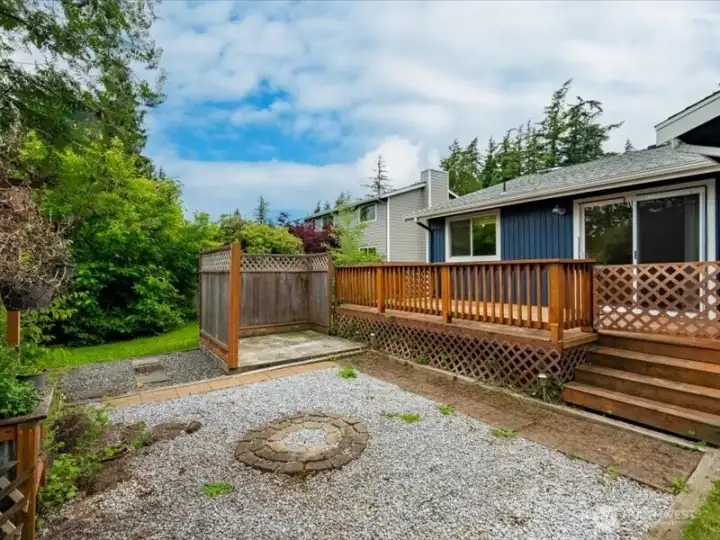 Another view of the hot tub area, and back deck. Another view of the hot tub area, and back deck.
