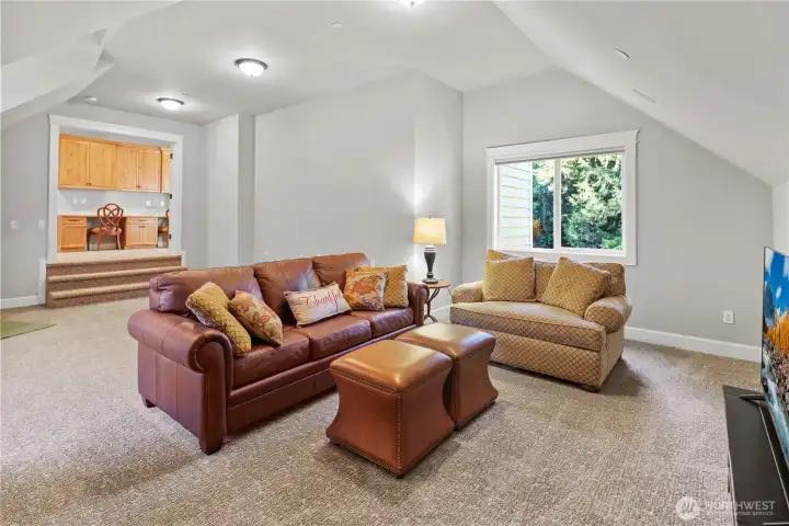 Bonus room over the 3 car garage.