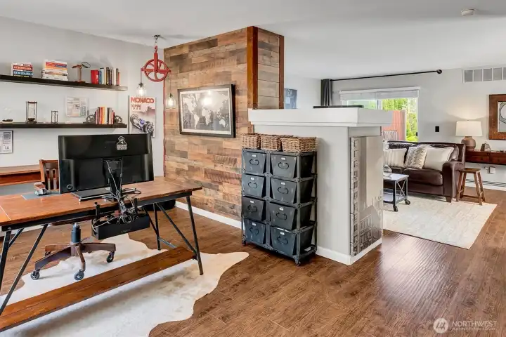 Entertain in your dining room off to the left. Entertain in your dining room off to the left.