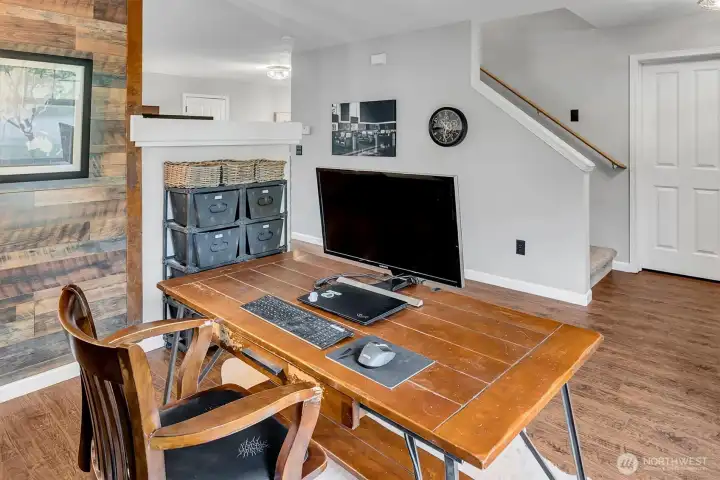 Enjoy your park views and privacy throughout main floor. Enjoy your park views and privacy throughout main floor.