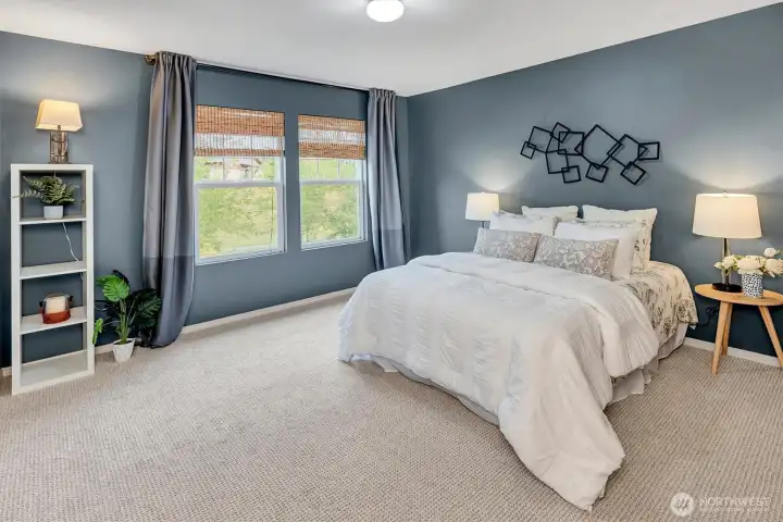 Large bedroom has fresh new carpet and looks across from nice grassy area of elementary school. Large bedroom has fresh new carpet and looks across from nice grassy area of elementary school.