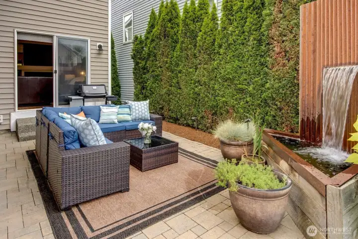 Unwind in your private oasis. Unwind in your private oasis.