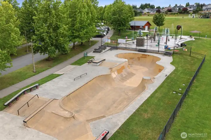 Nearby Skate Park and Splash Pad plus large soccer and lacrosse fields. Nearby Skate Park and Splash Pad plus large soccer and lacrosse fields.