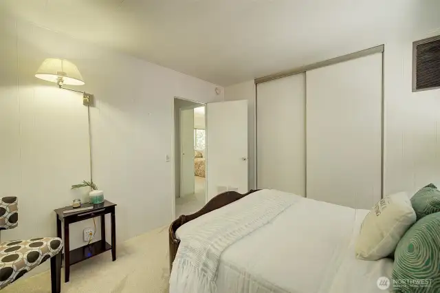 Guest bedroom