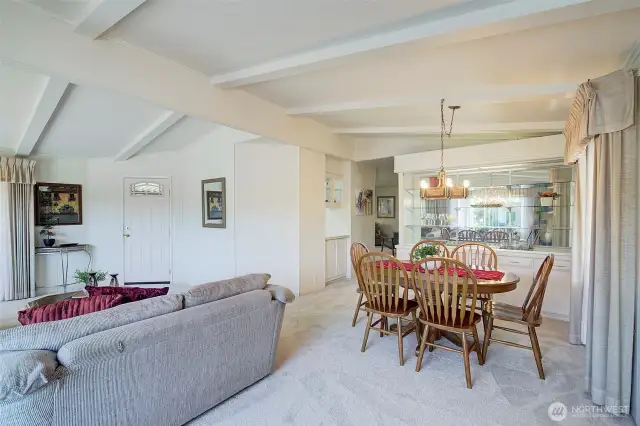 Dining/Living room