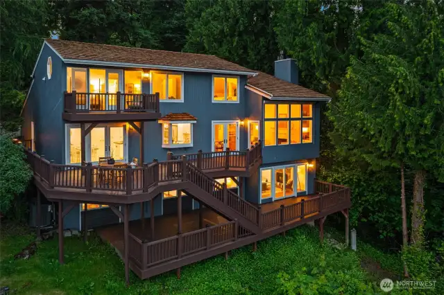 This grand home has been extremely well maintained.