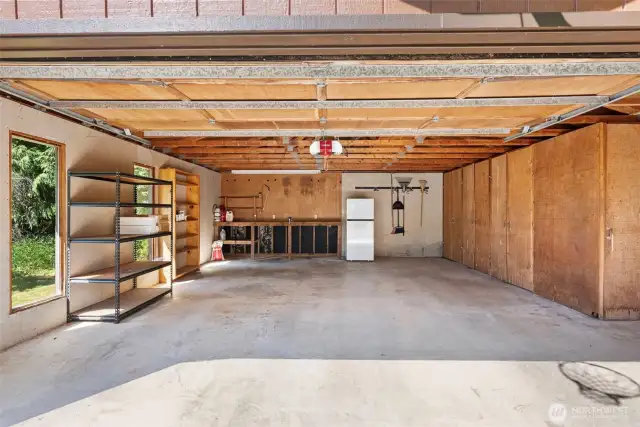 Extra storage in the 2-car garage