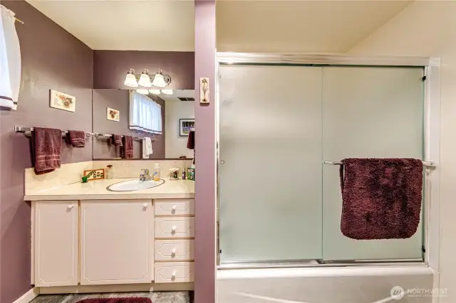 Attached Bath, Bedroom 1, Main Floor Unit (B)