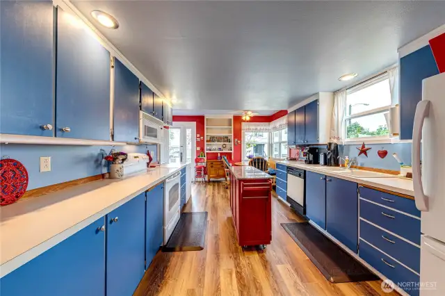 Main Floor Unit (B)