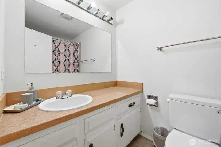 Main full bathroom across the hall from the 2nd & 3rd bedrooms!