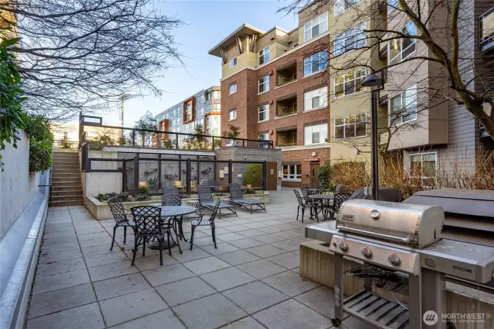 High-end amenities are at your disposal here, including this fantastic terrace with BBQs and space to relax and enjoy with friends.
