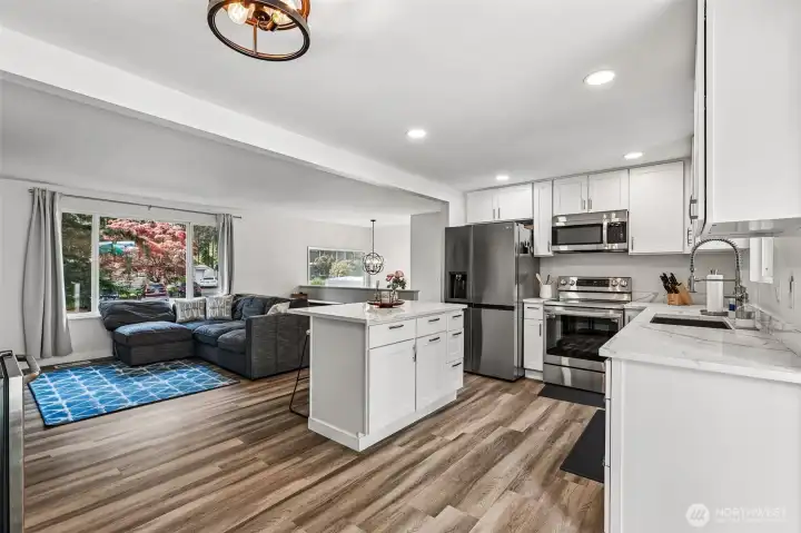 Open floor plan, great spaces, and lots of storage
