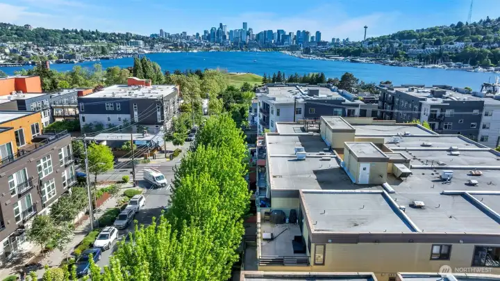 View from drone to the unit balcony, Lake Union and Downtown Seattle View from drone to the unit balcony, Lake Union and Downtown Seattle
