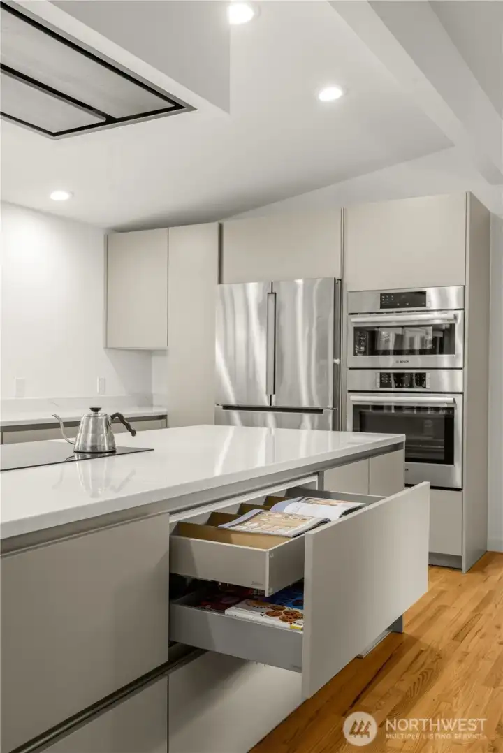 Premium SieMatic German cabinetry installed in Kitchen offers exceptional craftsmanship, sleek design, sophisticated functionality!