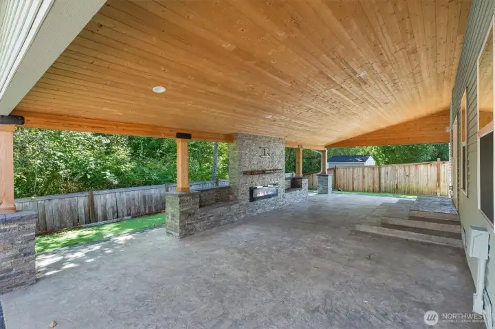25x40 Covered Patio with stamped concrete
