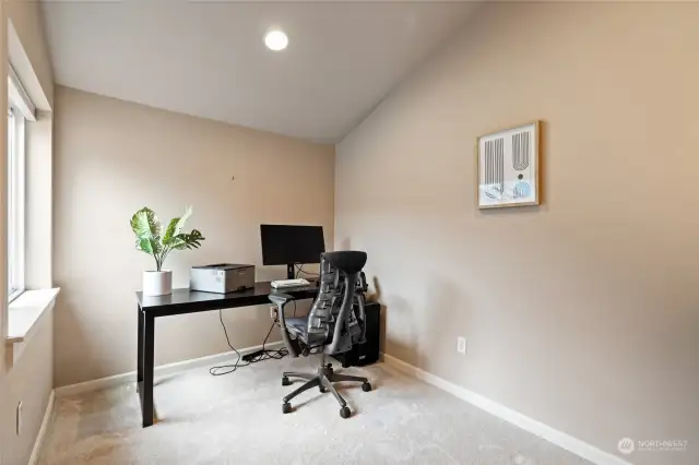 Second bedroom/ Office