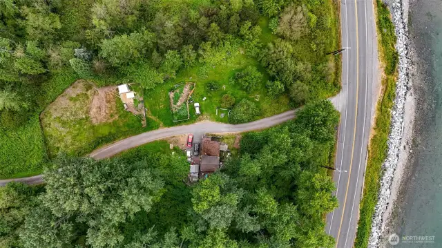 Overhead view of the front cottage